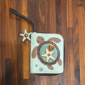 Chala Mint Turtle & Starfish Zip Card Holder Wristlet